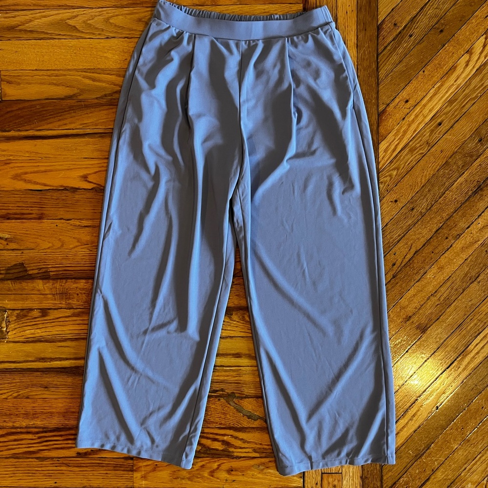 Uniqlo Periwinkle Blue Loose Cropped Ankle Pants